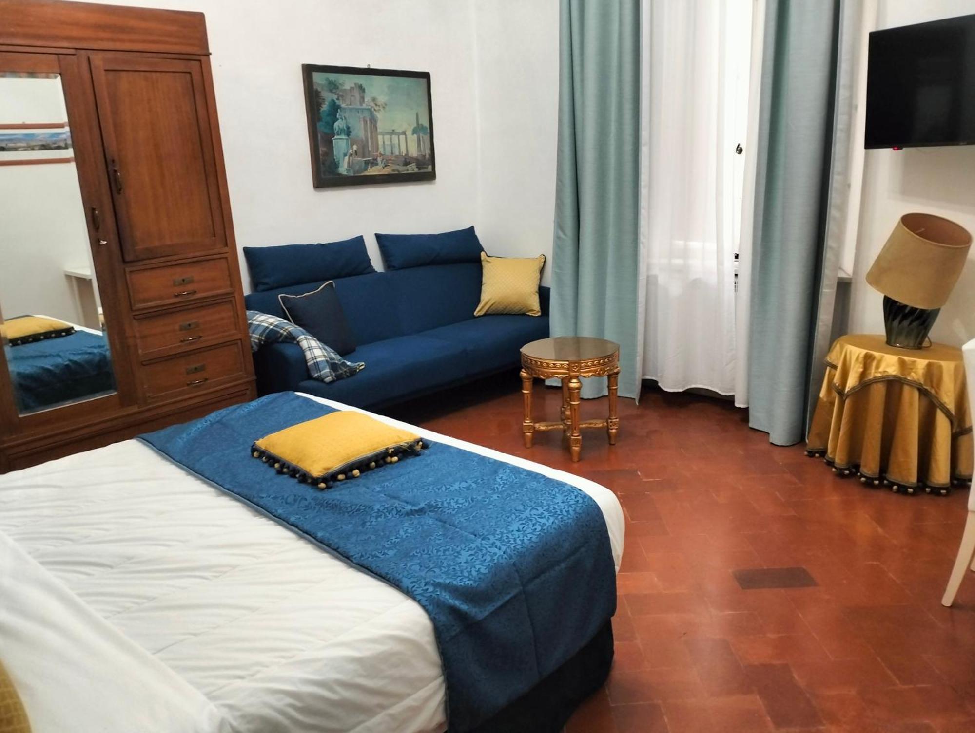 Palace Comfort Inn Pisa Exteriör bild