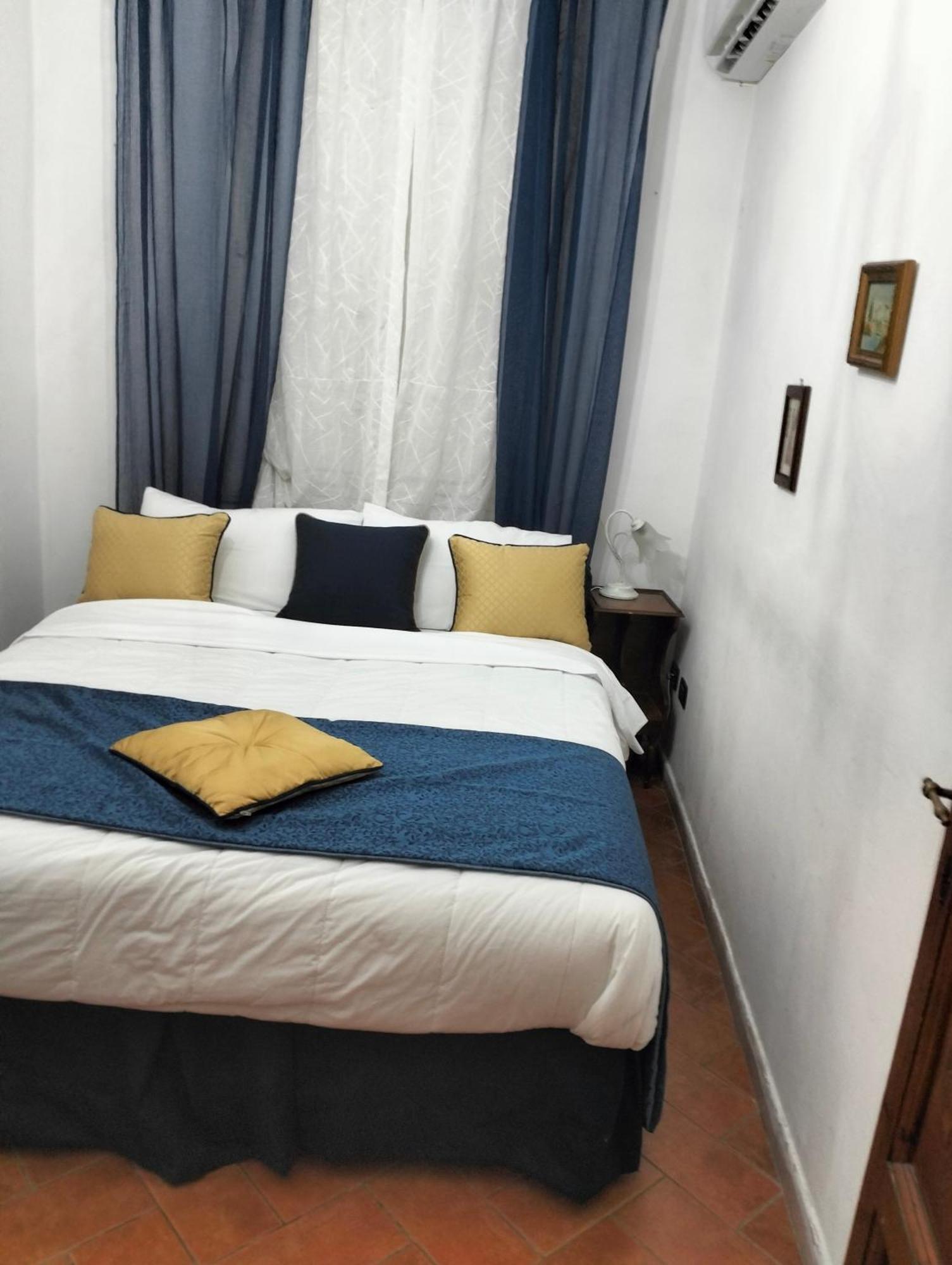 Palace Comfort Inn Pisa Exteriör bild